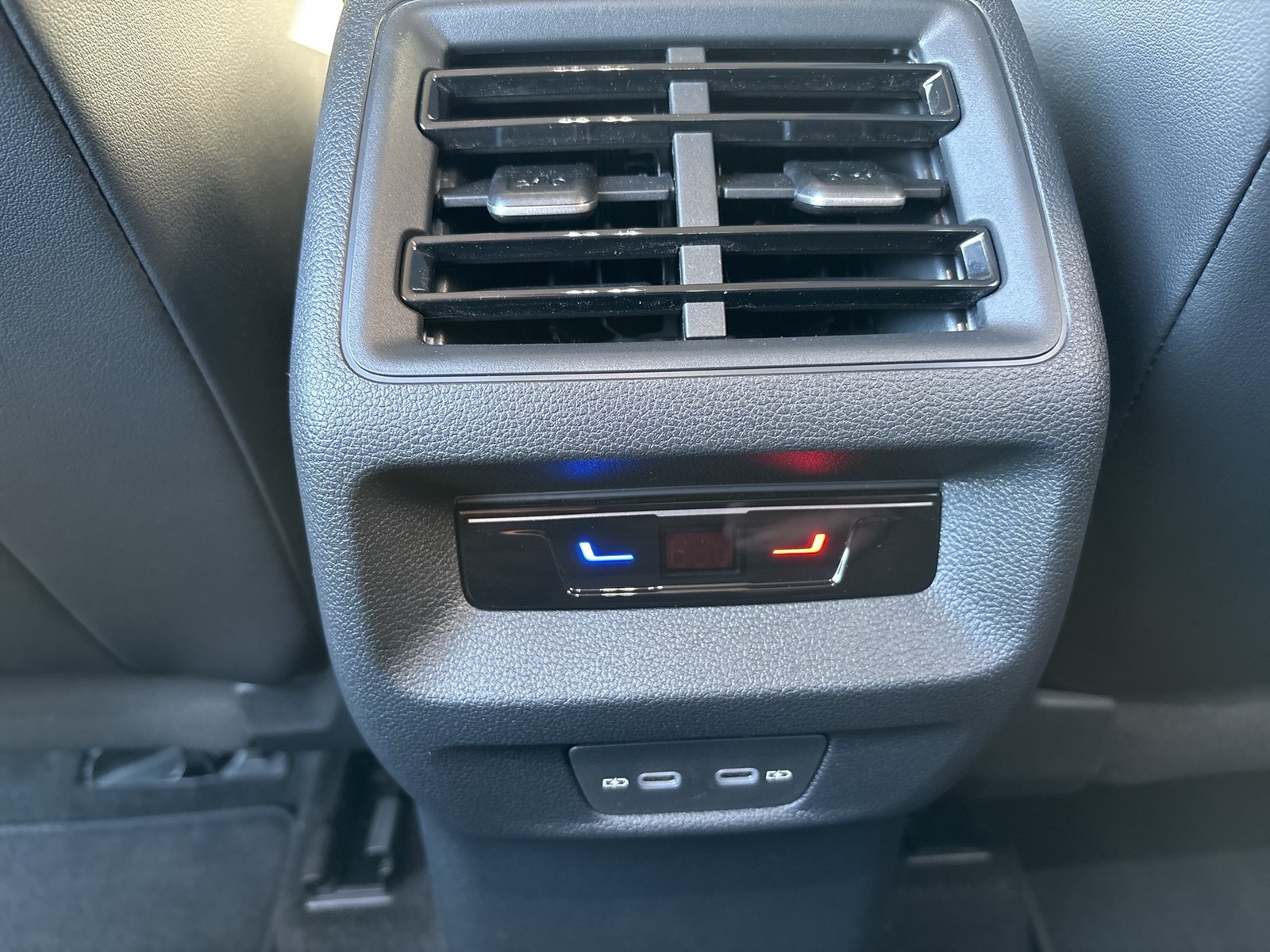 Volkswagen Tiguan 1.5 HYBRID ELEGANCE AHK 360°CAM ACC