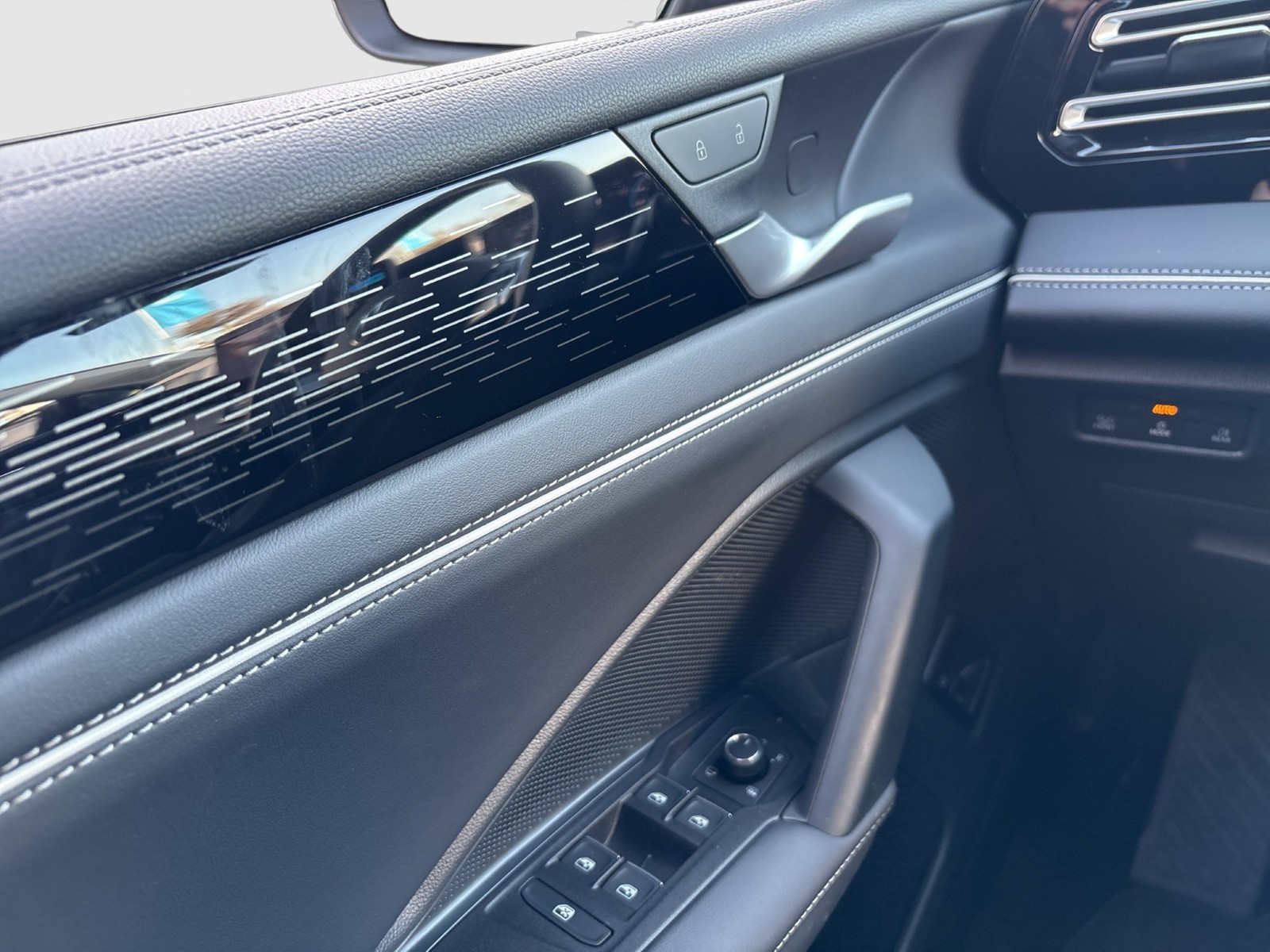 Volkswagen Tiguan 1.5 HYBRID ELEGANCE AHK 360°CAM ACC