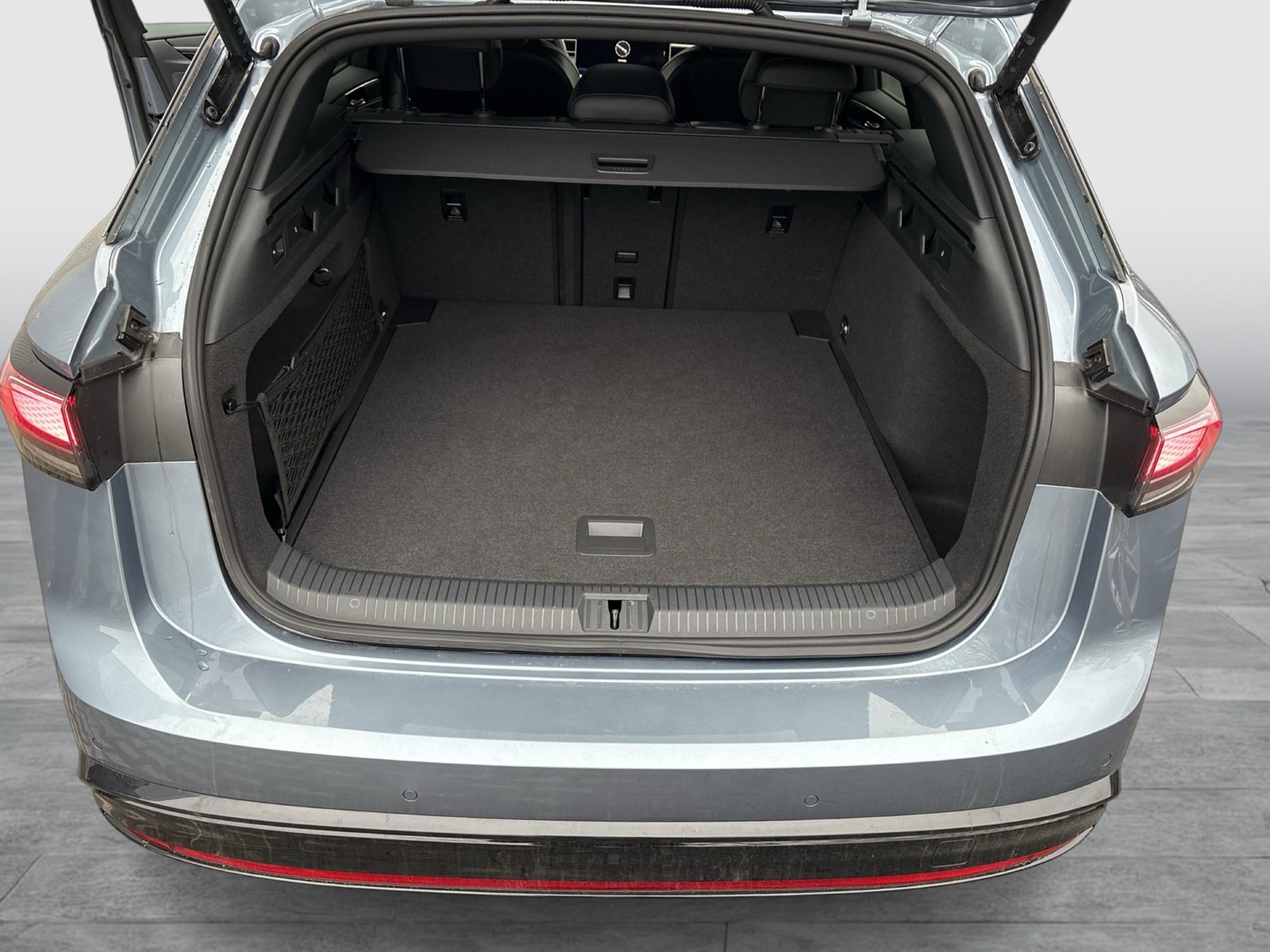 Volkswagen ID.7 Tourer PRO WÄRMEPUMPE AHK 360°CAM ACC LM20