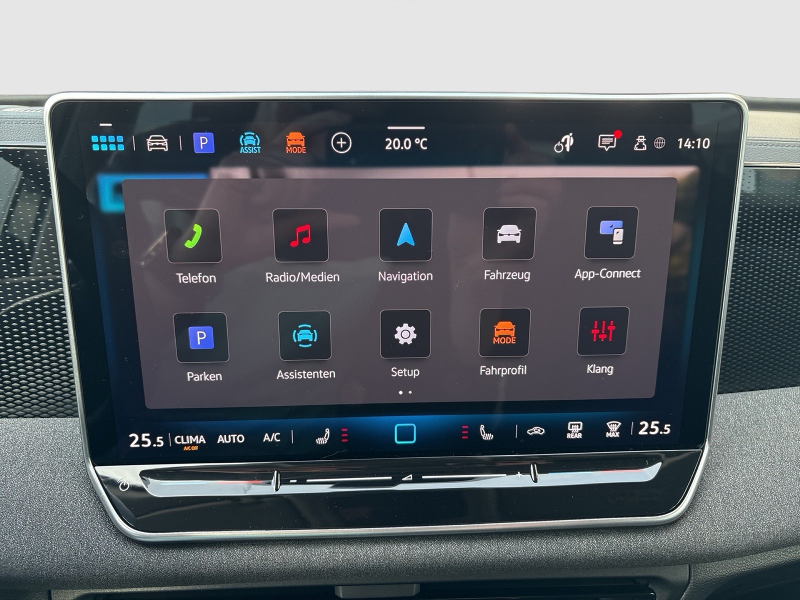 Volkswagen Tiguan 2.0 AHK CAM NAVI LM17 SITZHZUNG