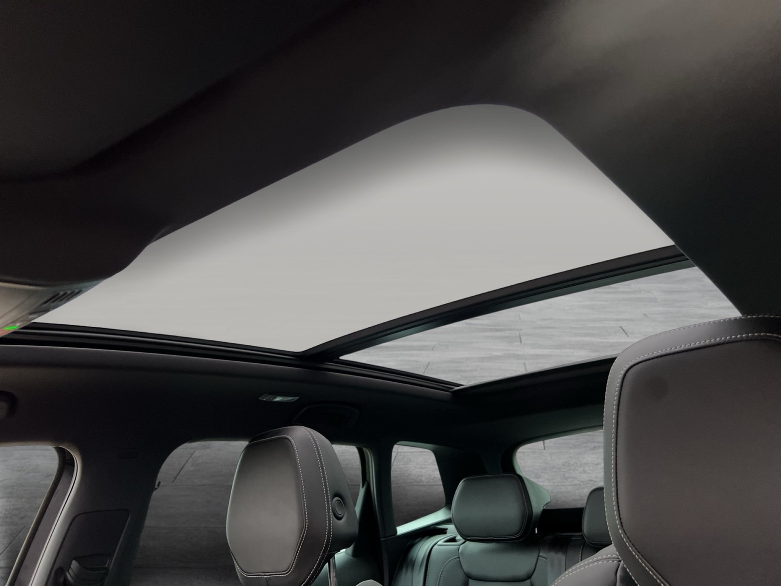 Skoda Karoq 1.5 SPORTLINE PANO CAM ACC MATRIX E-KLAPPE