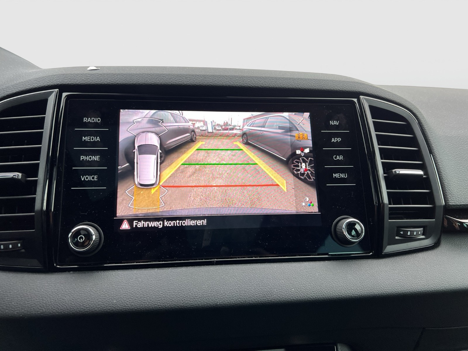 Skoda Karoq 1.5 SPORTLINE PANO CAM ACC MATRIX E-KLAPPE