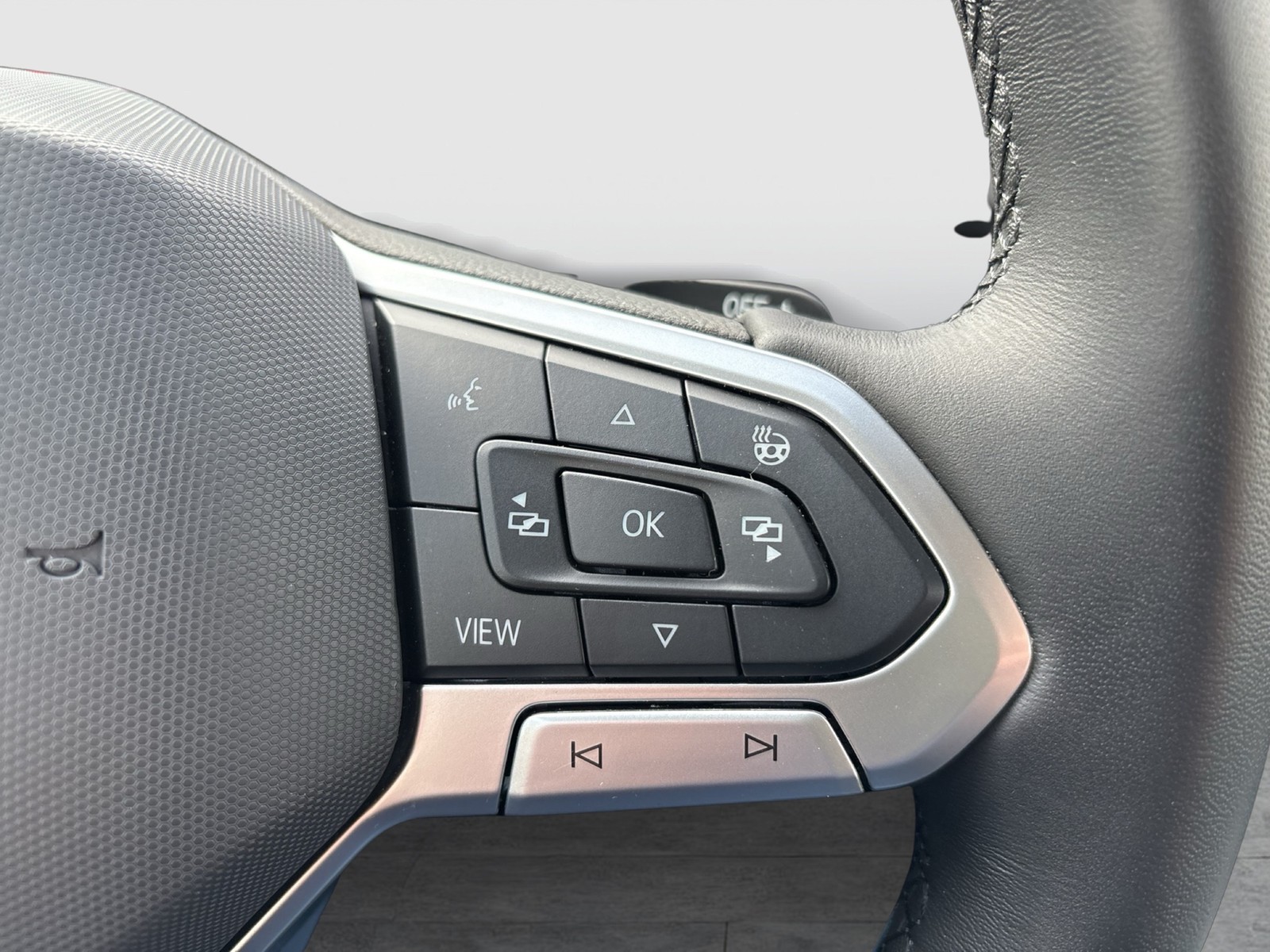 Volkswagen Tiguan 1.5 HYBRID LIFE AHK CAM ACC LM18 NAVI