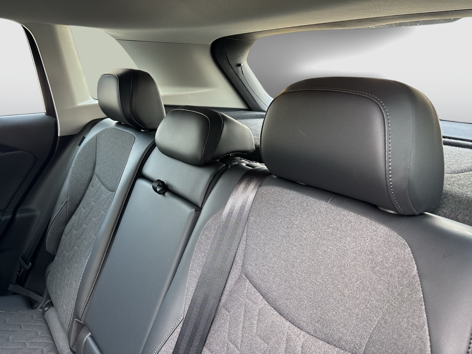 Volkswagen Tiguan 1.5 HYBRID LIFE AHK CAM ACC LM18 NAVI