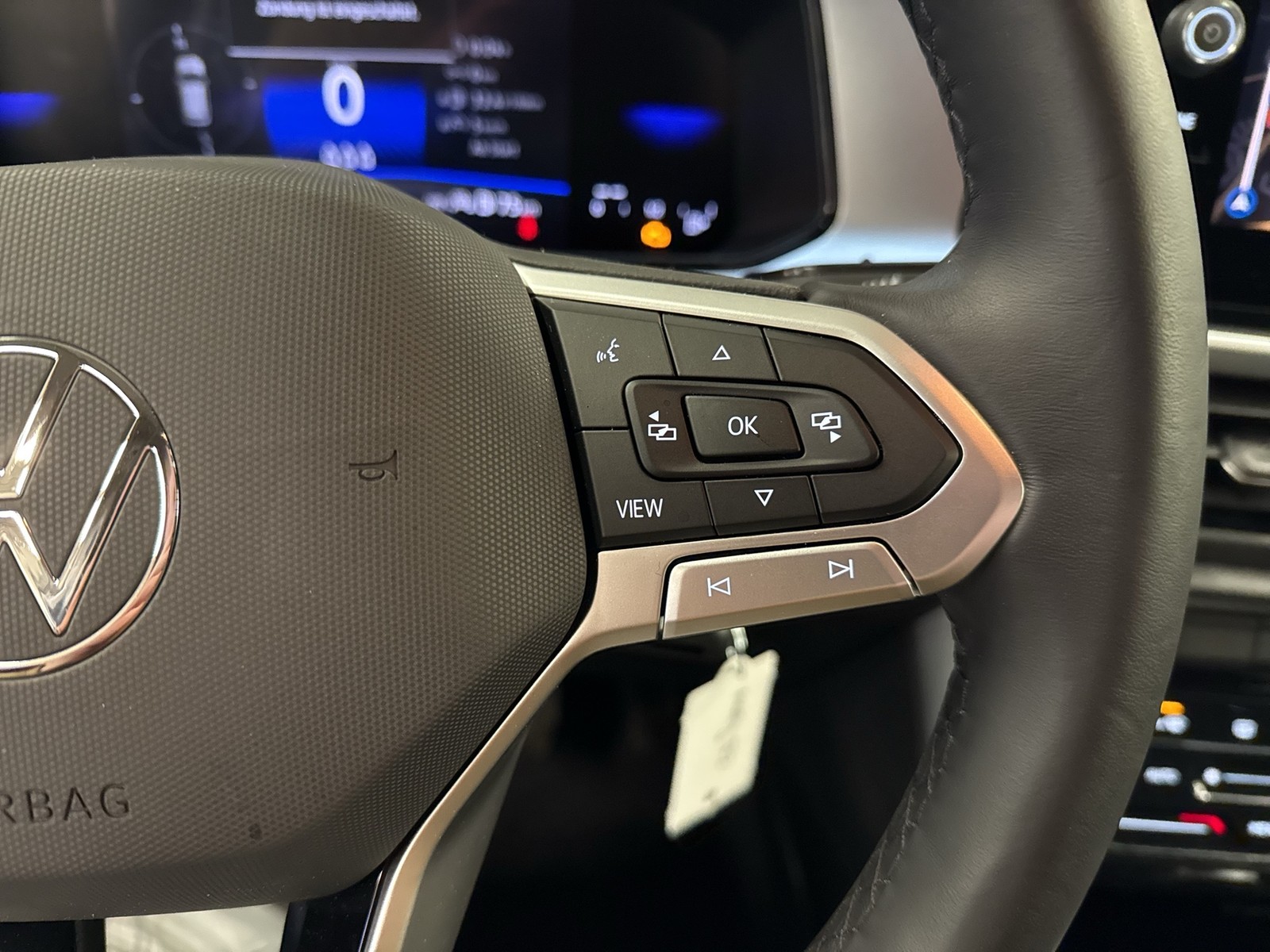 Volkswagen T-Roc 1.5 LIFE ACC NAVI LED+ CARPLAY ALU SITZHZ.