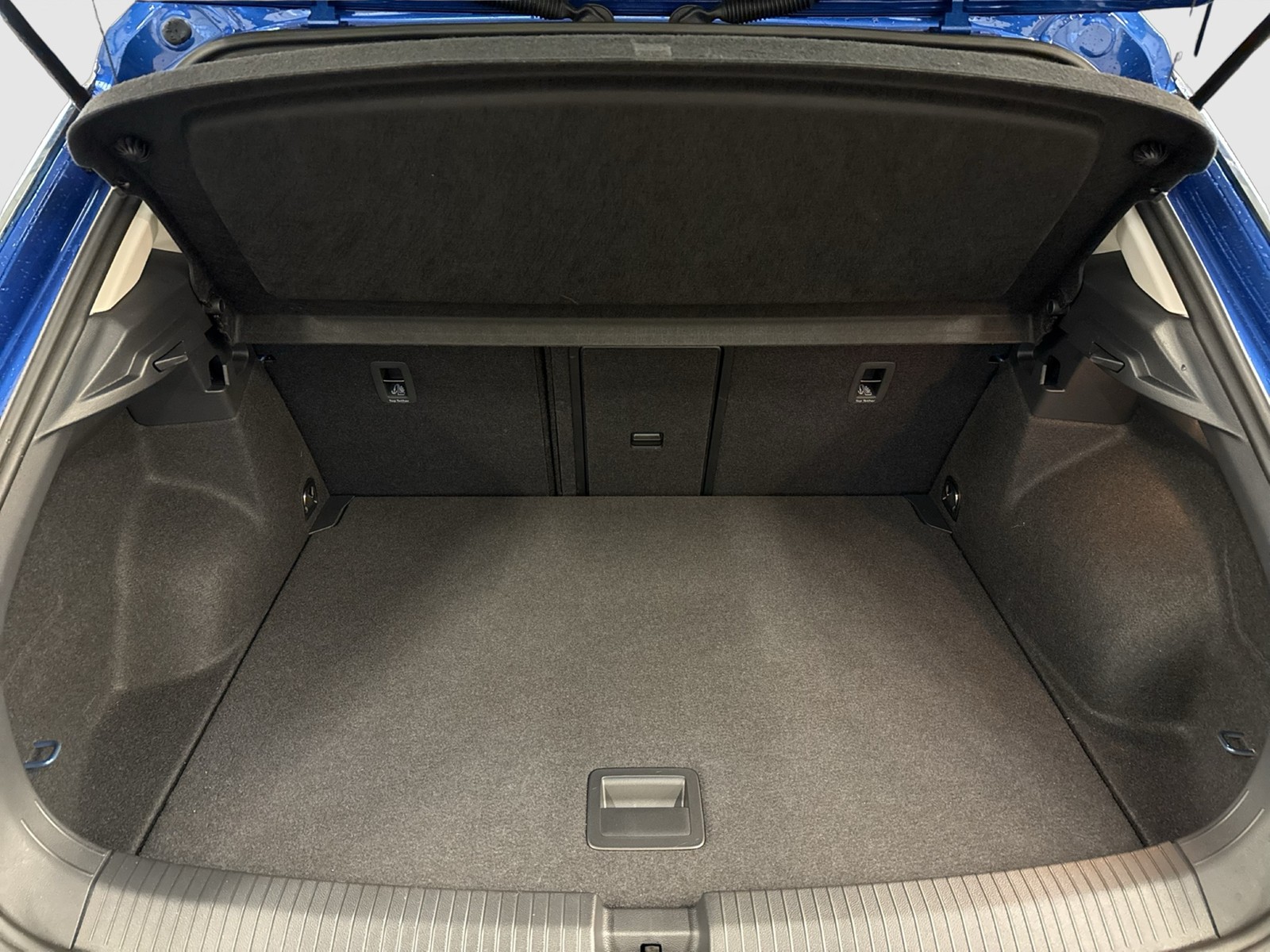 Volkswagen T-Roc 1.5 LIFE ACC NAVI LED+ CARPLAY ALU SITZHZ.