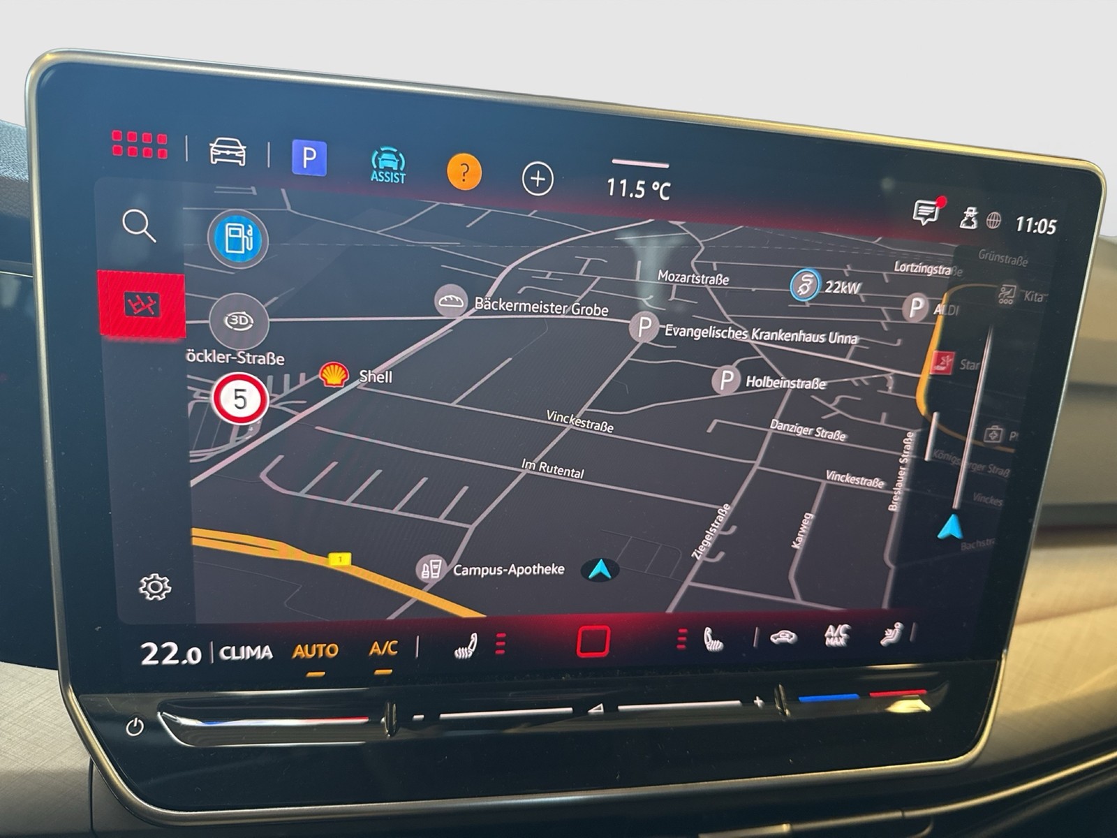 Volkswagen Golf VIII 2.0 LIFE FACELIFT ACC NAVI CARPLAY ALU