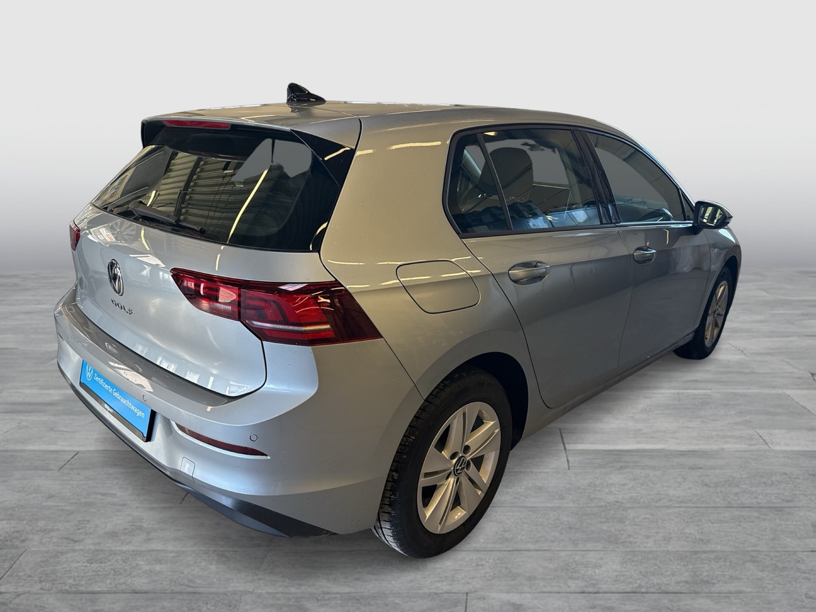 Volkswagen Golf VIII 2.0 LIFE FACELIFT ACC NAVI CARPLAY ALU