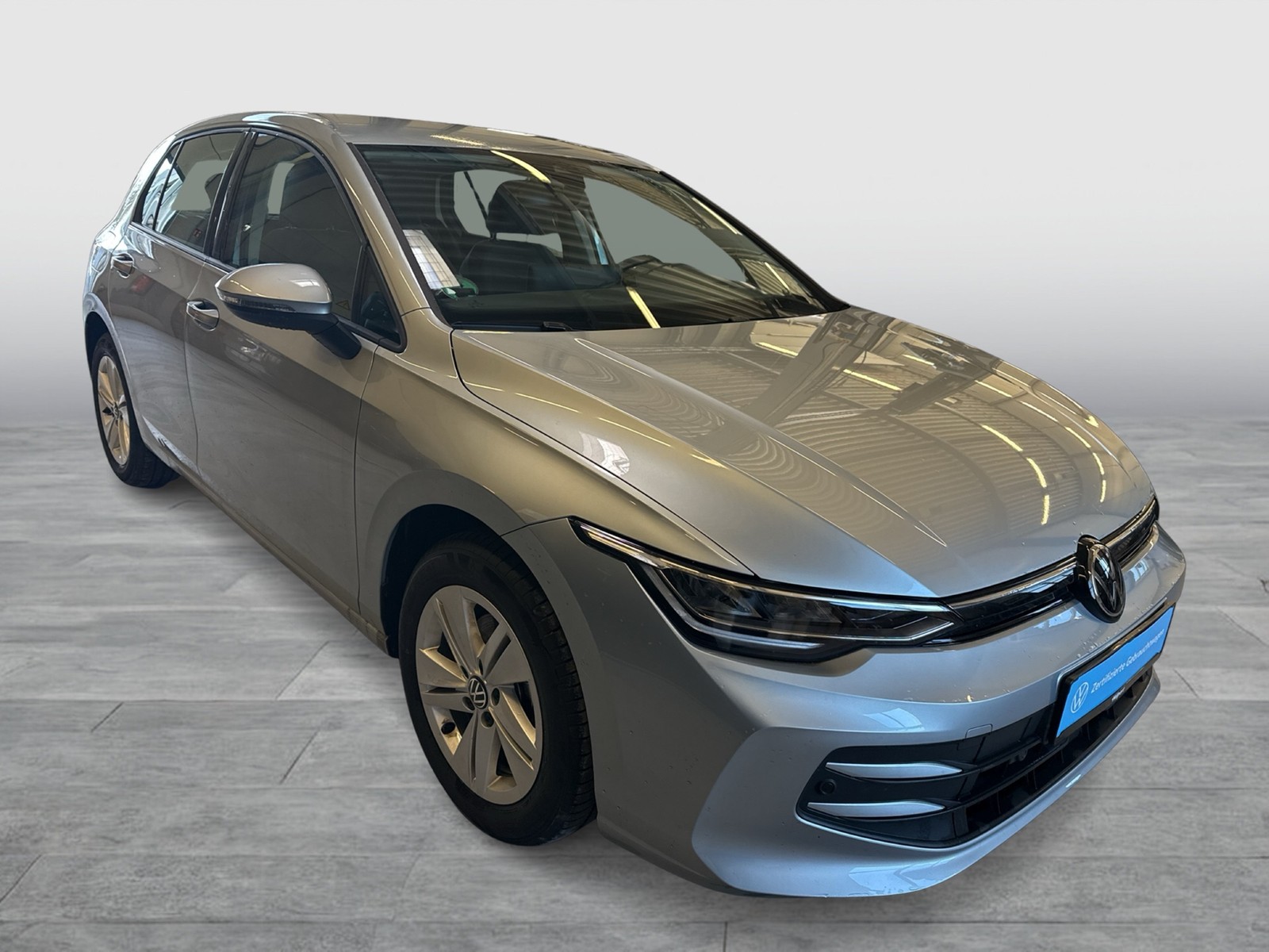 Volkswagen Golf VIII 2.0 LIFE FACELIFT ACC NAVI CARPLAY ALU