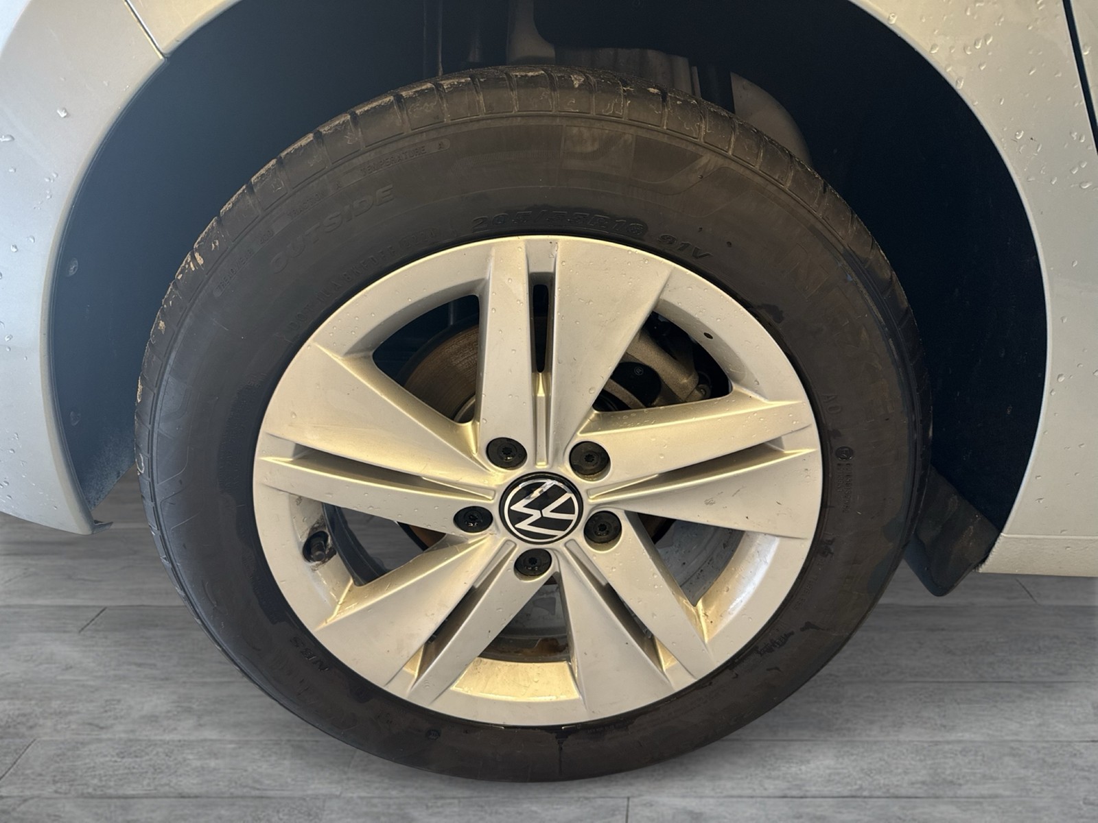 Volkswagen Golf VIII 2.0 LIFE FACELIFT ACC NAVI CARPLAY ALU