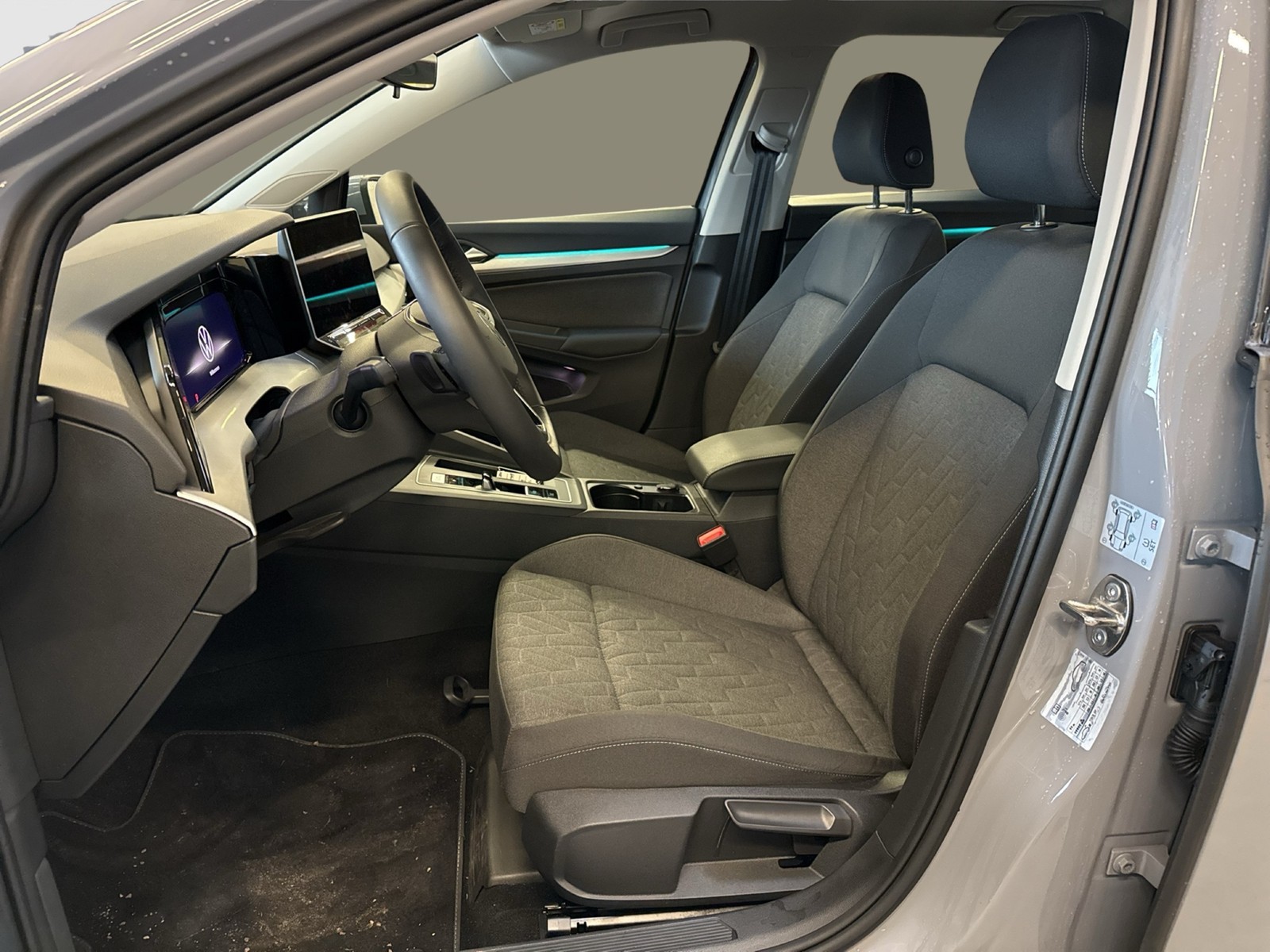 Volkswagen Golf Variant VIII 1.5 eTSI LIFE ACC CARPLAY