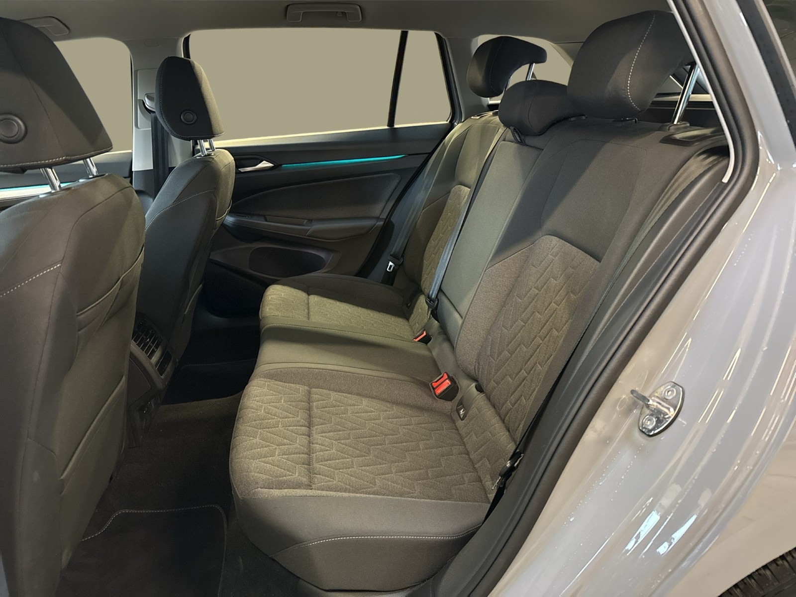 Volkswagen Golf Variant VIII 1.5 eTSI LIFE ACC CARPLAY