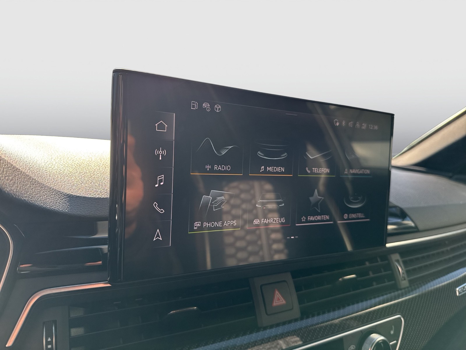 Audi RS4 Avant quattro BLACKPAK PANO B&O 360CAM LM20