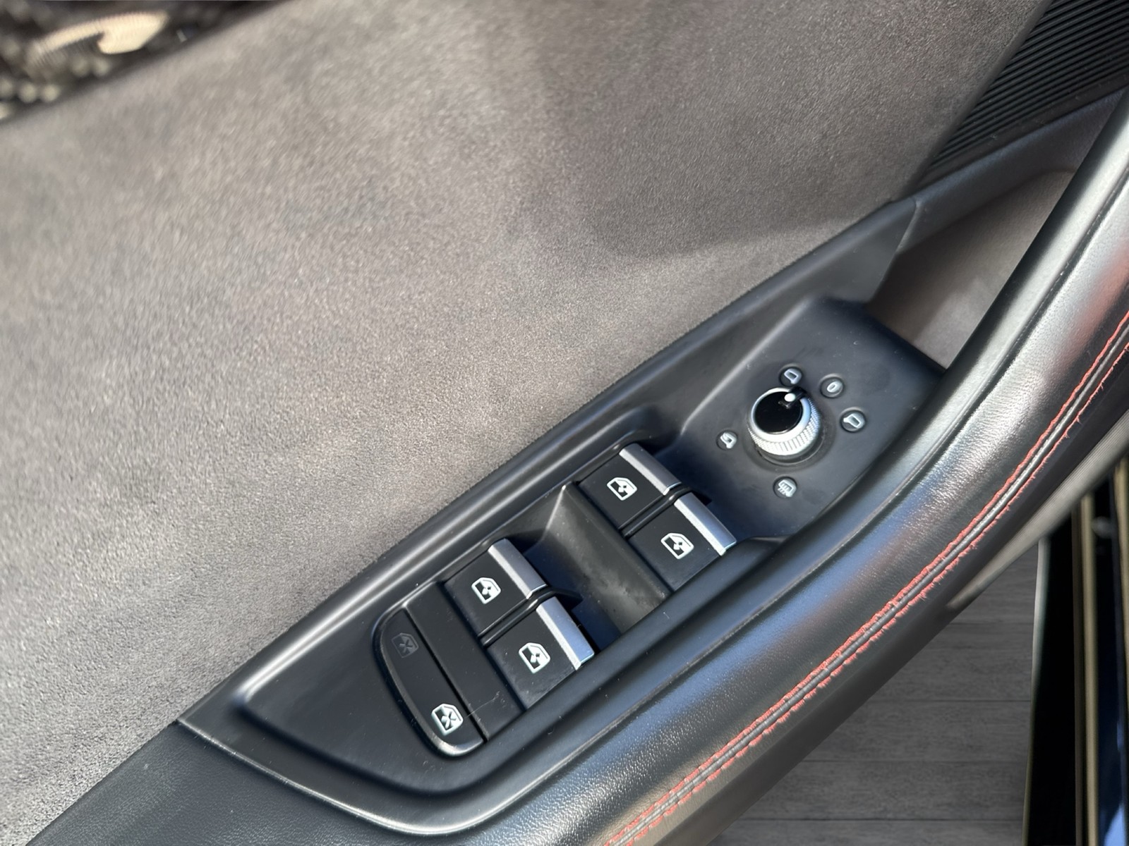 Audi RS4 Avant quattro BLACKPAK PANO B&O 360CAM LM20