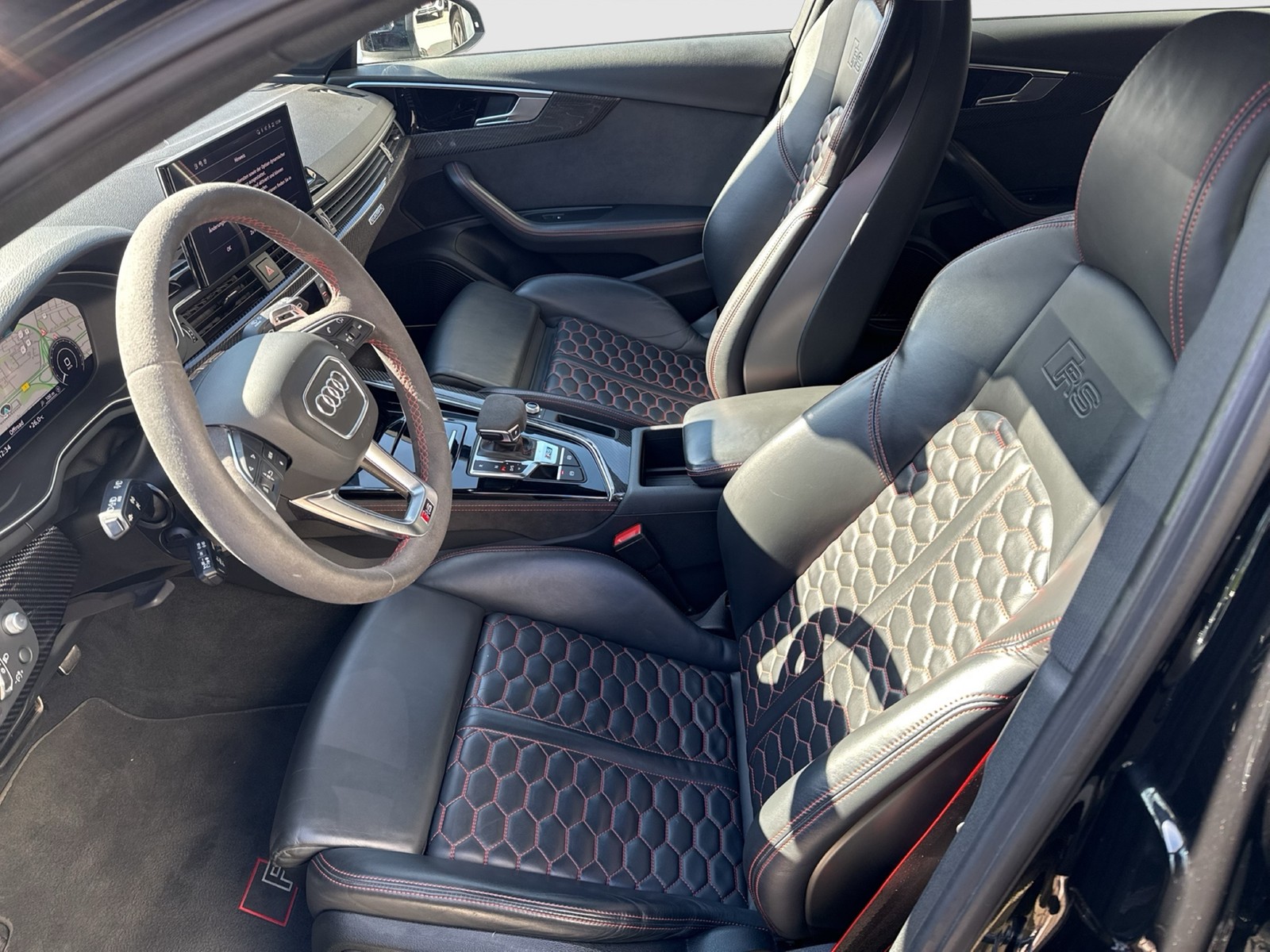 Audi RS4 Avant quattro BLACKPAK PANO B&O 360CAM LM20