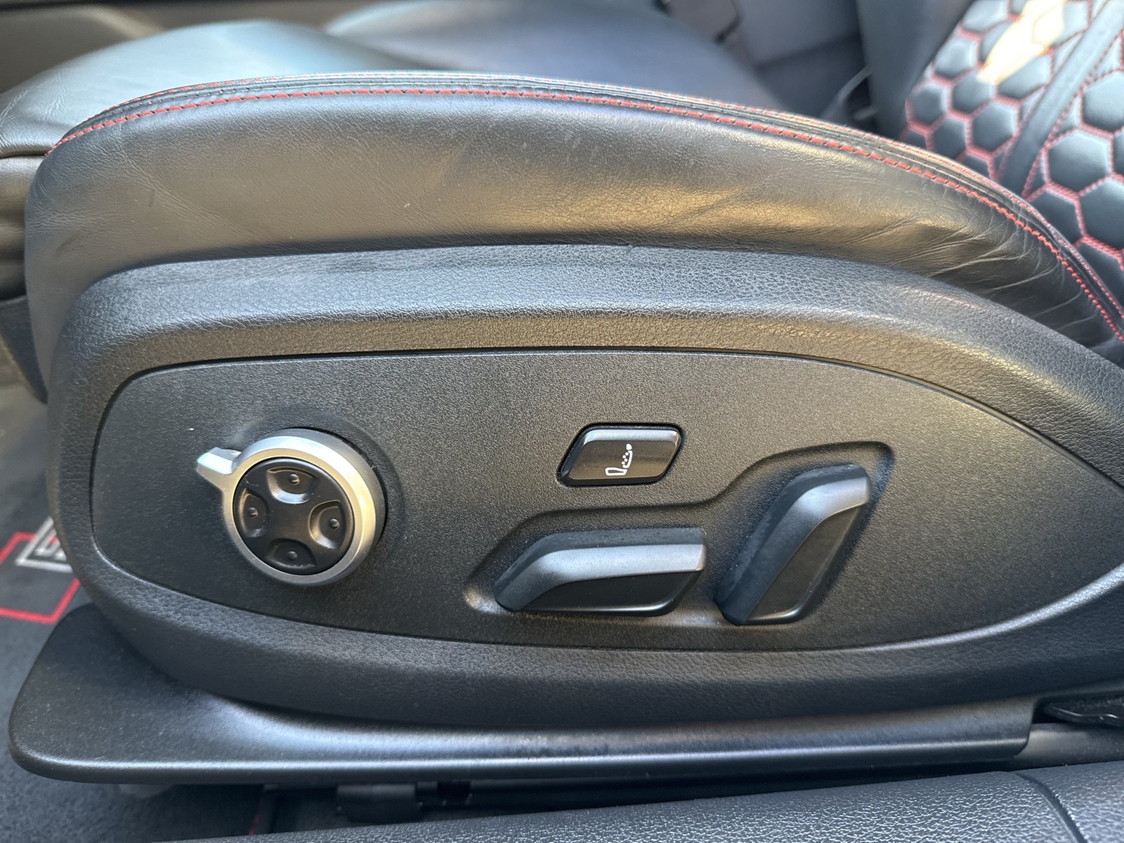 Audi RS4 Avant quattro BLACKPAK PANO B&O 360CAM LM20