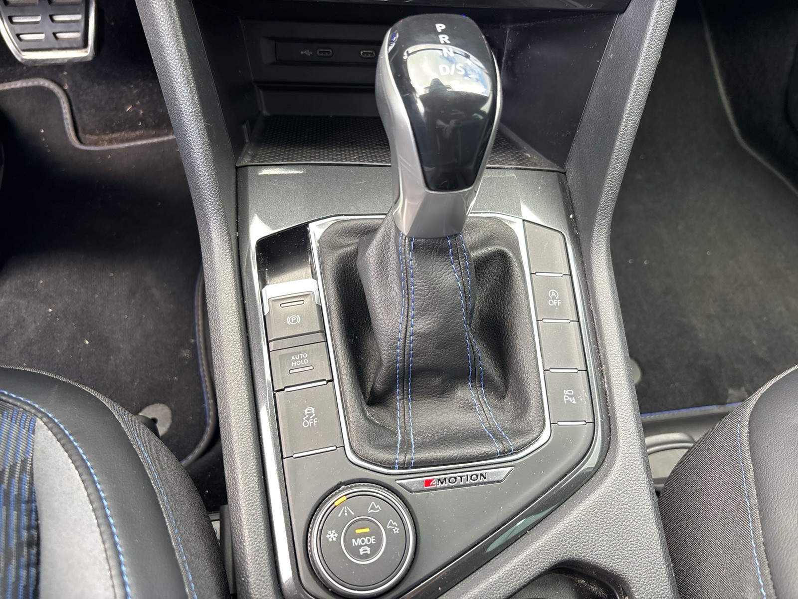 Volkswagen Tiguan 2.0 R 4X4 360°CAM ACC LM20 E-KLAPPE NAVI