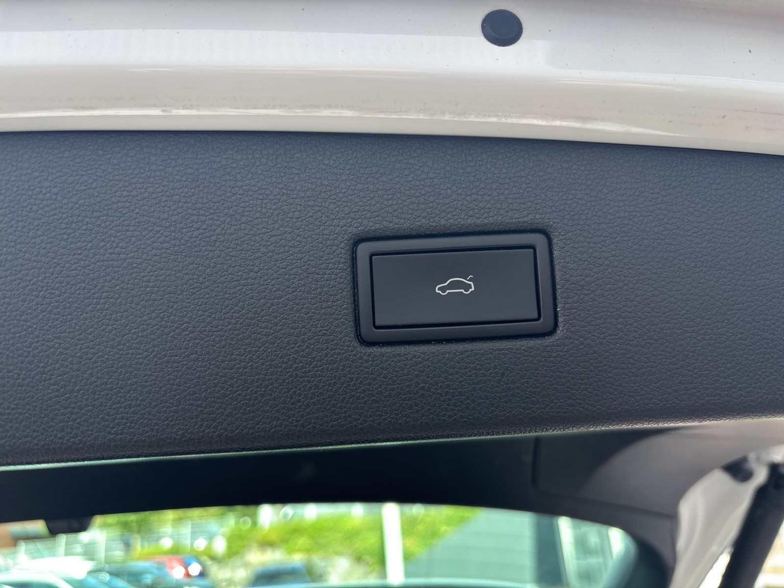 Volkswagen Tiguan 2.0 R 4X4 360°CAM ACC LM20 E-KLAPPE NAVI