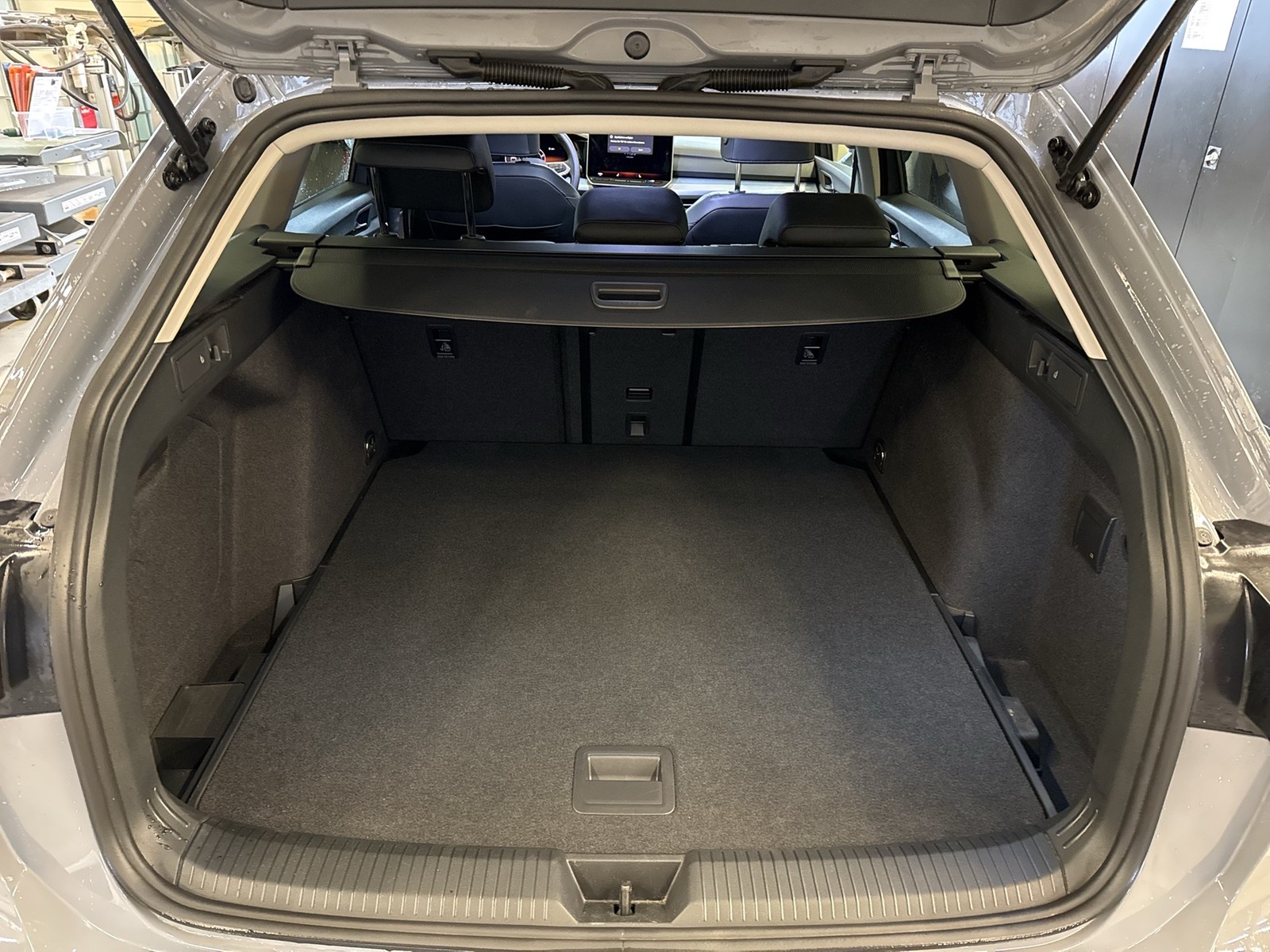 Volkswagen Golf Variant VIII 1.5 eTSI GOAL FACELIFT CAM ACC