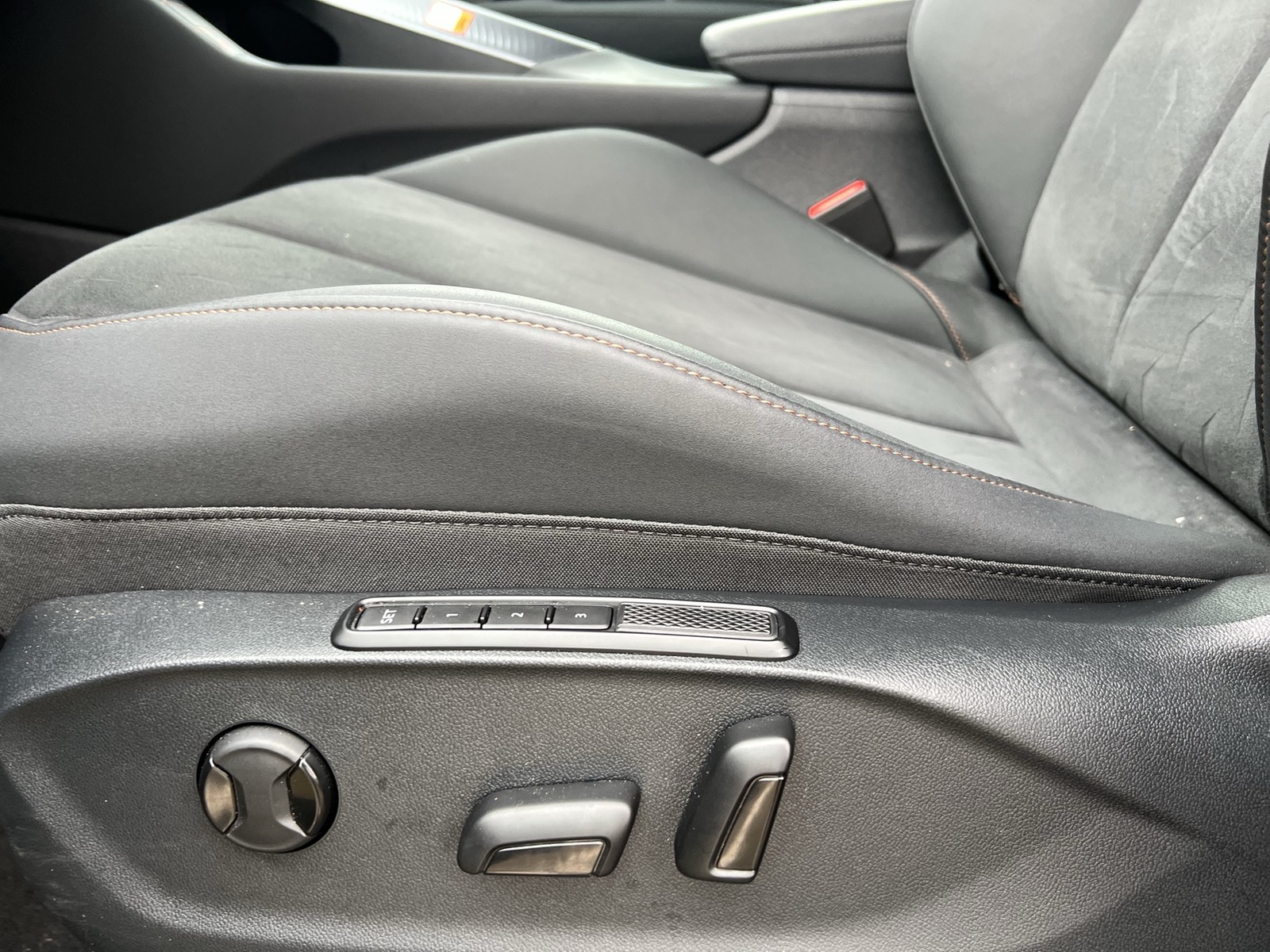 Cupra Terramar 1.5 eTSI 360CAM ACC LM18 HEADUP EKLAPPE