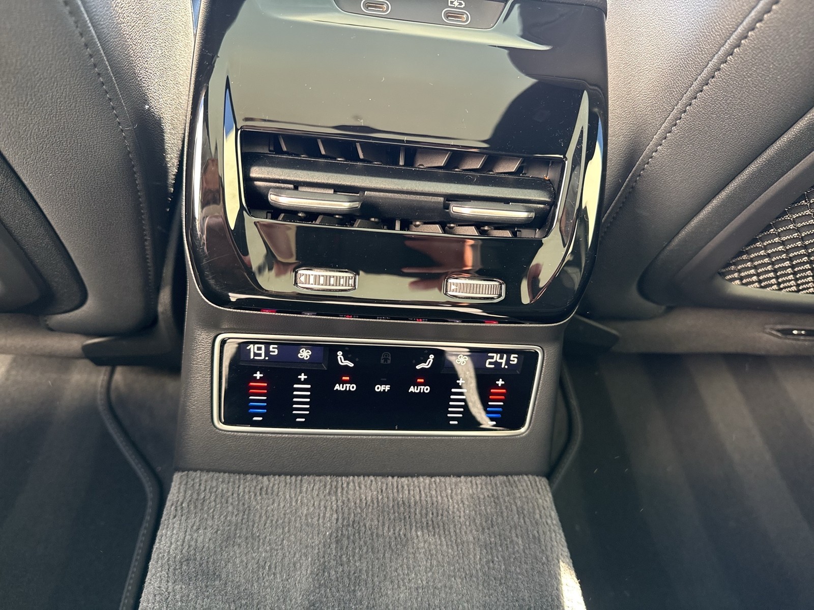 Audi A6 Avant S LINE NEW MODELL BLACKPAK PANO MATRIX