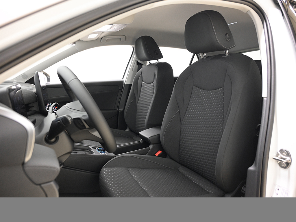 Volkswagen T-Roc 1.5 LIFE DSG AHK LENKRAD-&SITZHZG CAM LM18