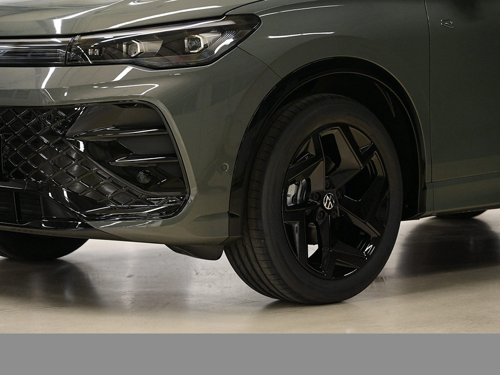 Volkswagen Tiguan 1.5 R-LINE DSG