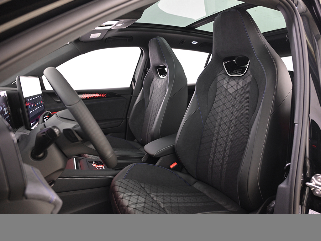 Volkswagen Tiguan 1.5 eTSI R-LINE DSG