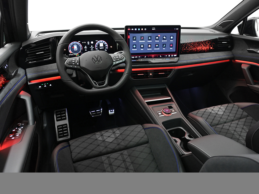 Volkswagen Tiguan 1.5 eTSI R-LINE DSG