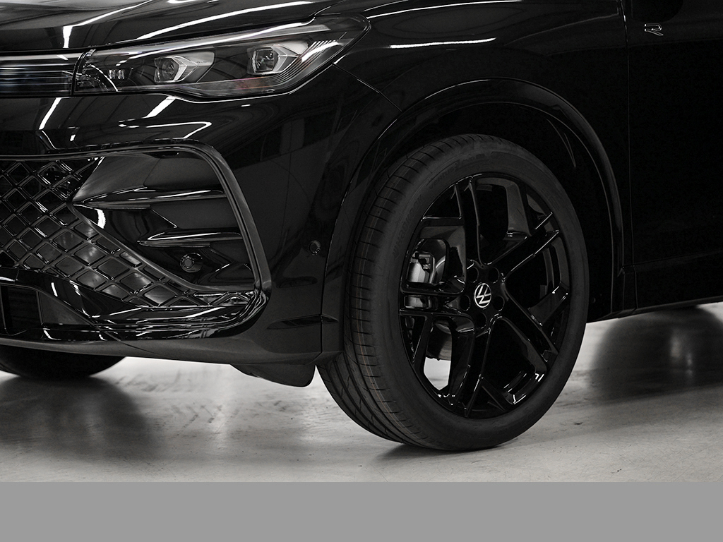 Volkswagen Tiguan 1.5 eTSI R-LINE DSG