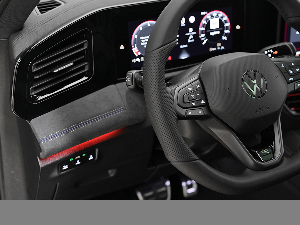 Volkswagen Tiguan 1.5 eTSI R-LINE DSG