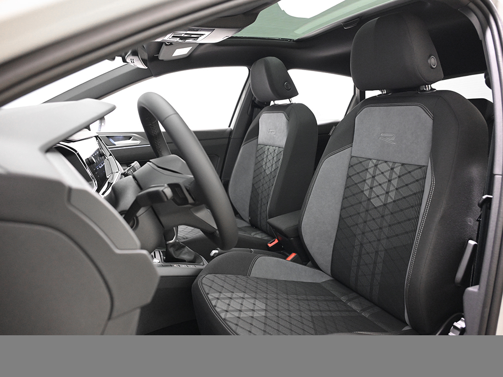 Volkswagen Taigo 1.0 R-LINE DSG