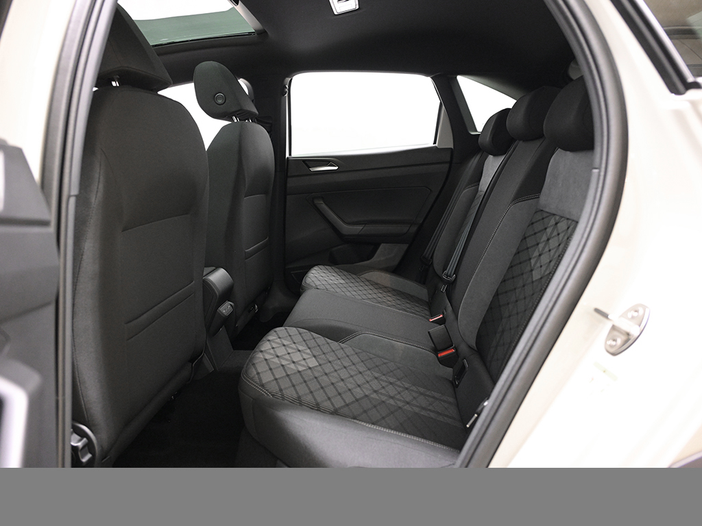 Volkswagen Taigo 1.0 R-LINE DSG