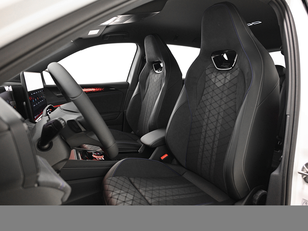 Volkswagen Tiguan 2.0 TDI R-LINE 4MOTION DSG BLACKSTYLE AHK