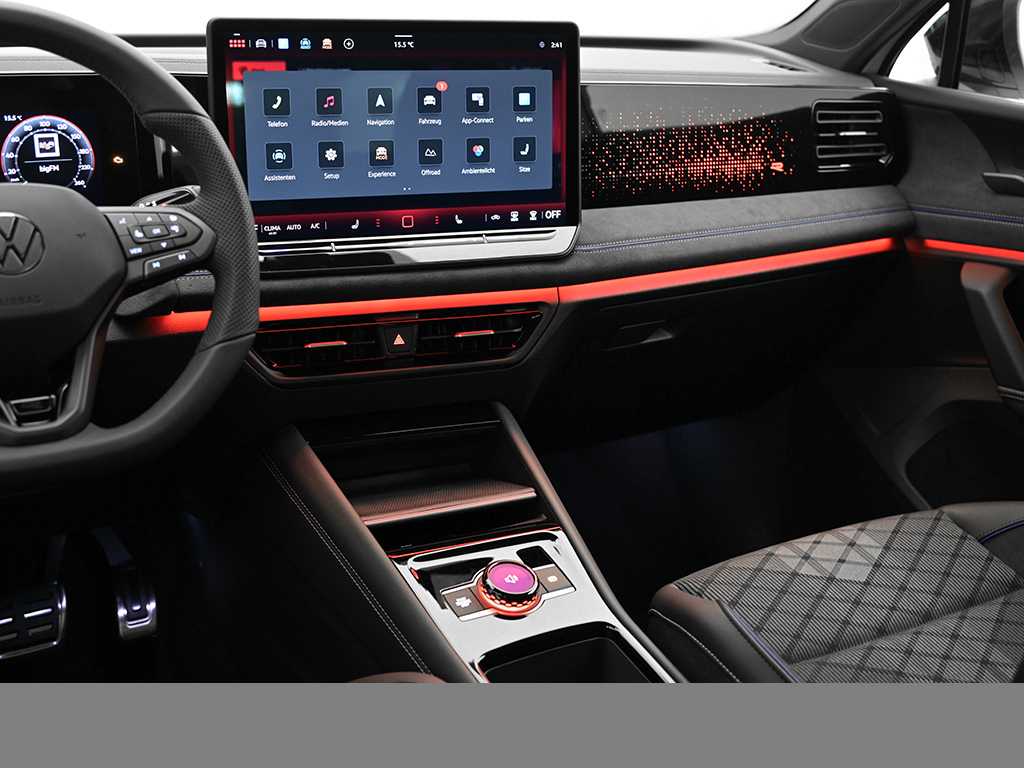 Volkswagen Tiguan 2.0 TDI R-LINE 4MOTION DSG BLACKSTYLE AHK