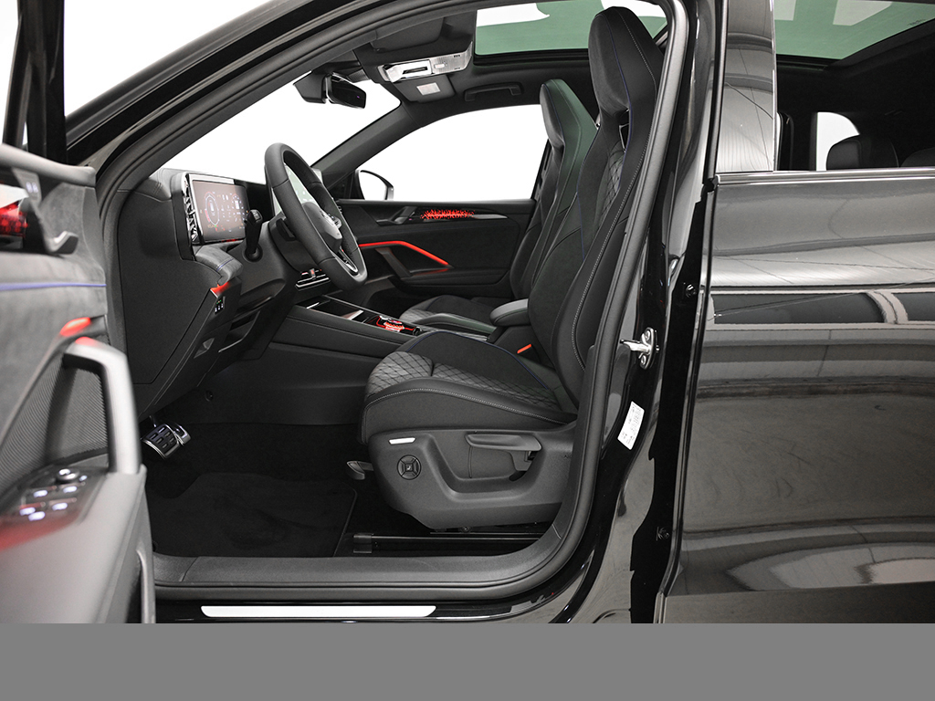 Volkswagen Tiguan 2.0 TDI R-LINE 4MOTION DSG BLACKSTYLE AHK
