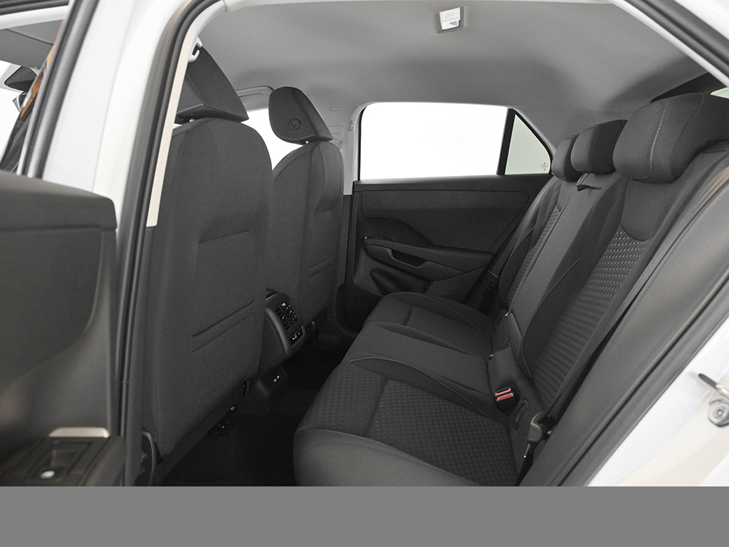 Volkswagen T-Roc 1.5 LIFE DSG AHK LENKRAD-&SITZHZG CAM LM18