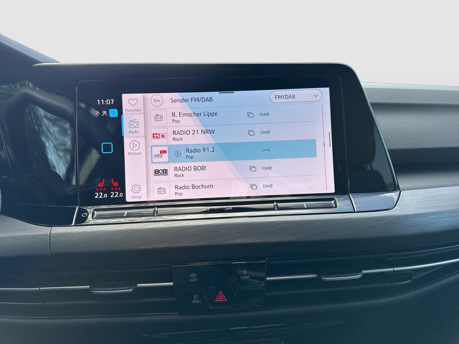 Volkswagen Golf Variant VIII 1.5 eTSI STYLE STANDHZ ACC NAVI