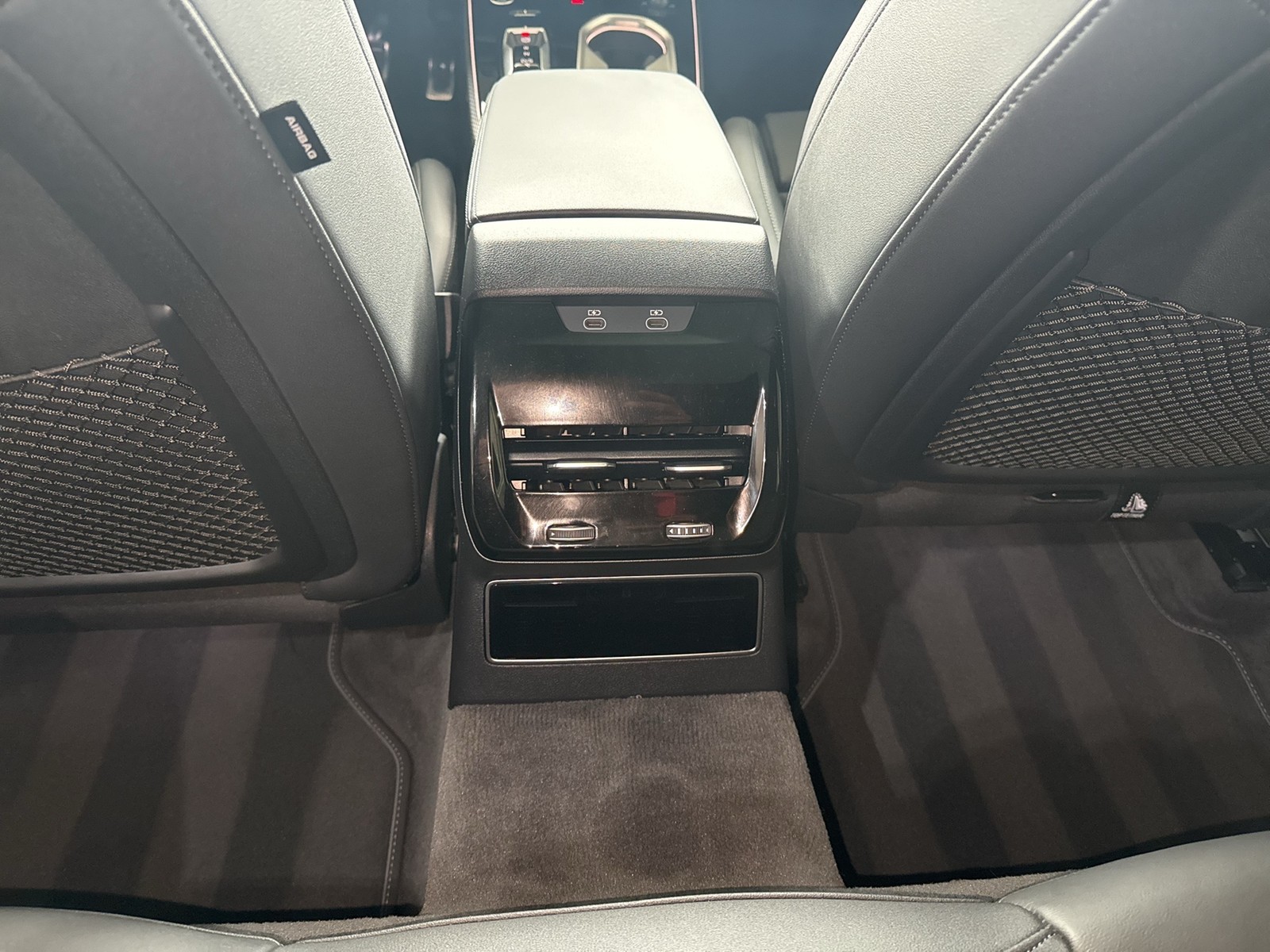 Audi A6 Avant S LINE NEW MODELL BLACKPAK PANO MATRIX