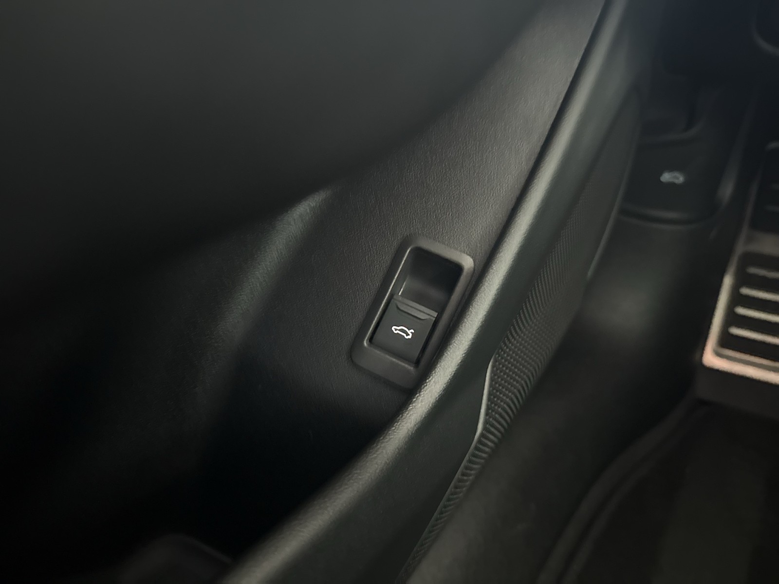 Audi A6 Avant S LINE NEW MODELL BLACKPAK PANO MATRIX