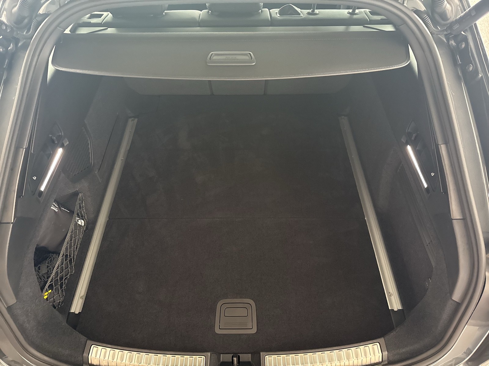 Audi A6 Avant S LINE NEW MODELL BLACKPAK PANO MATRIX