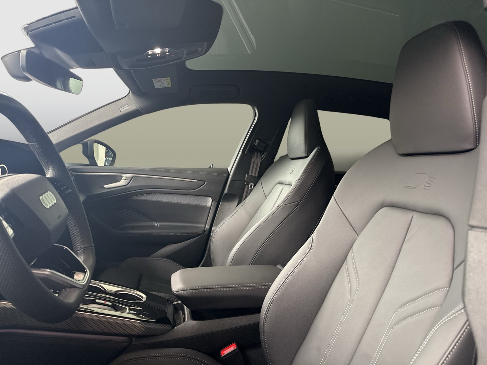 Audi A6 Avant S LINE NEW MODELL BLACKPAK PANO MATRIX