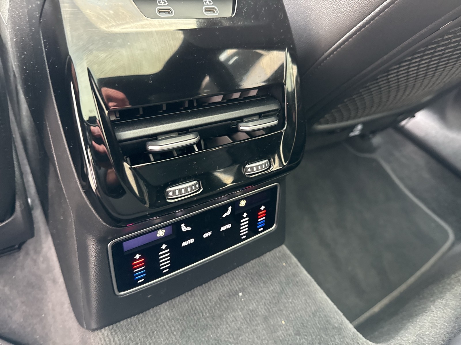 Audi A6 Avant S LINE NEW MODELL BLACKPAK PANO MATRIX