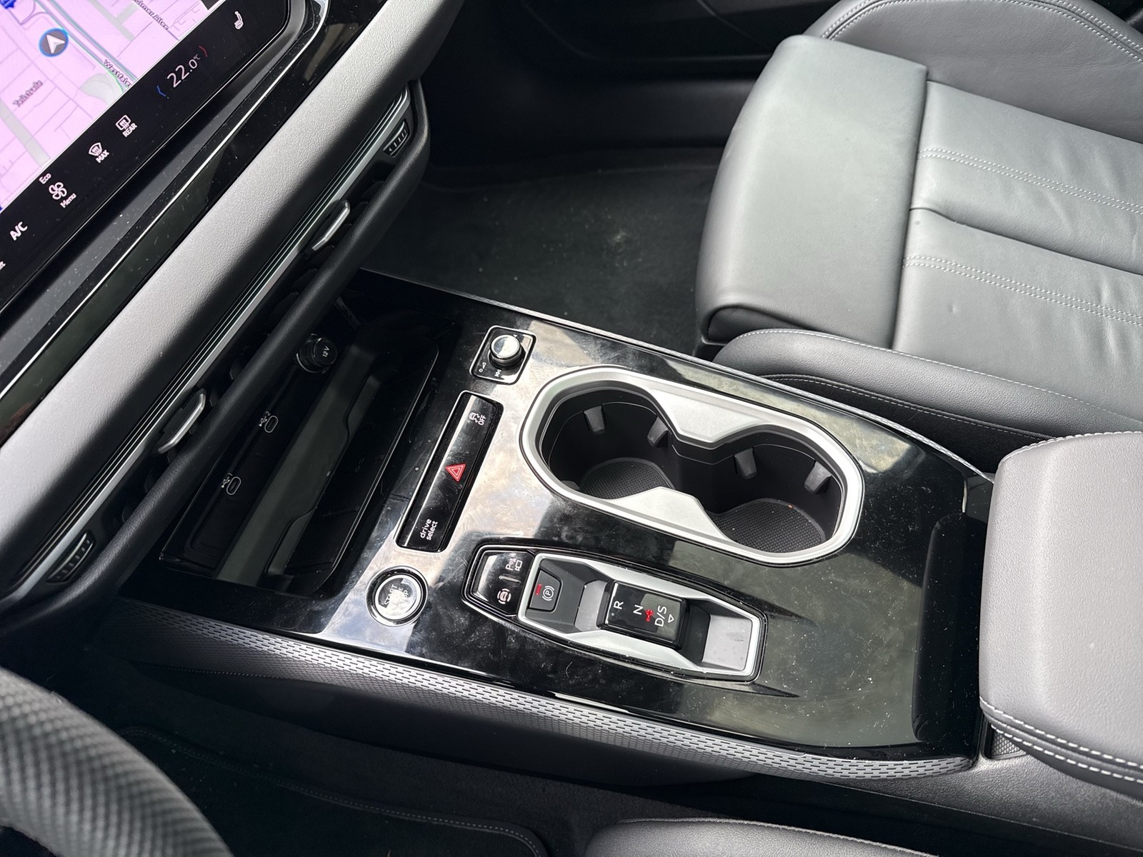 Audi A6 Avant S LINE NEW MODELL BLACKPAK PANO MATRIX