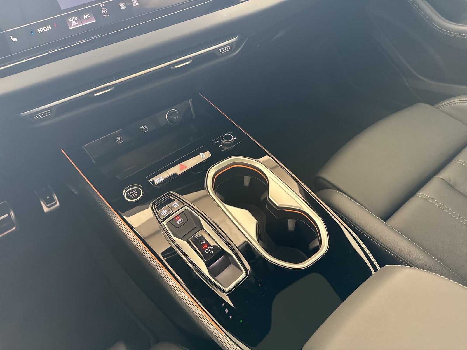 Audi A6 Avant S LINE NEW MODELL BLACKPAK PANO MATRIX