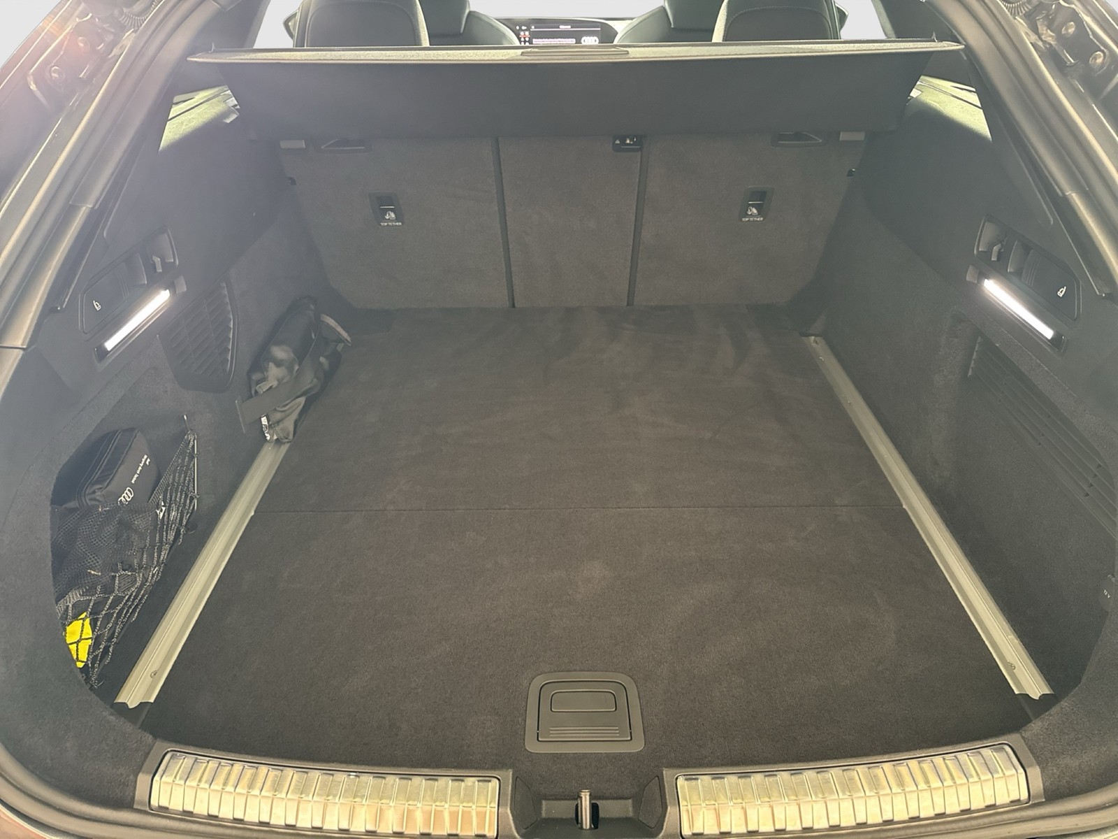 Audi A6 Avant S LINE NEW MODELL BLACKPAK PANO MATRIX