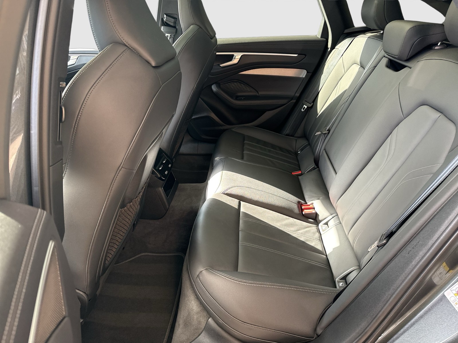 Audi A6 Avant S LINE NEW MODELL BLACKPAK PANO MATRIX