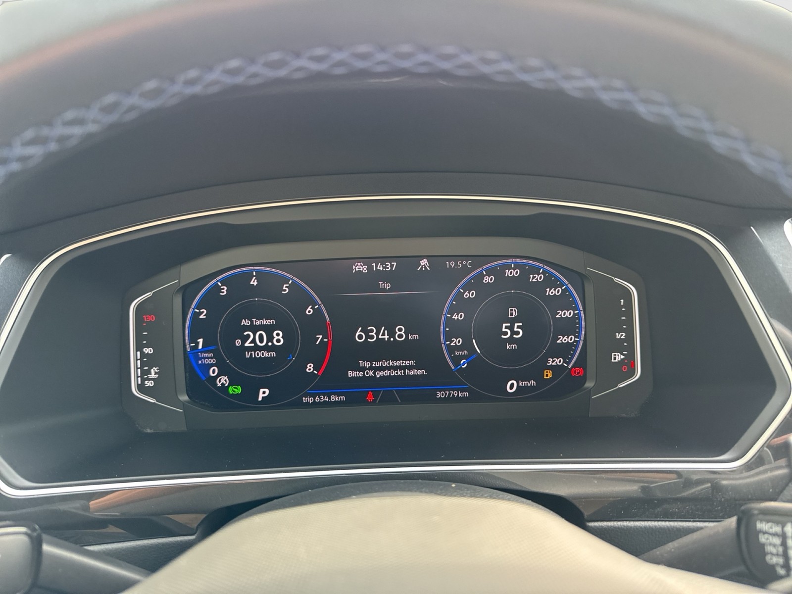 Volkswagen Tiguan 2.0 R 4X4 ACC LM20 MATRIX CARPLAY SITZHZ.