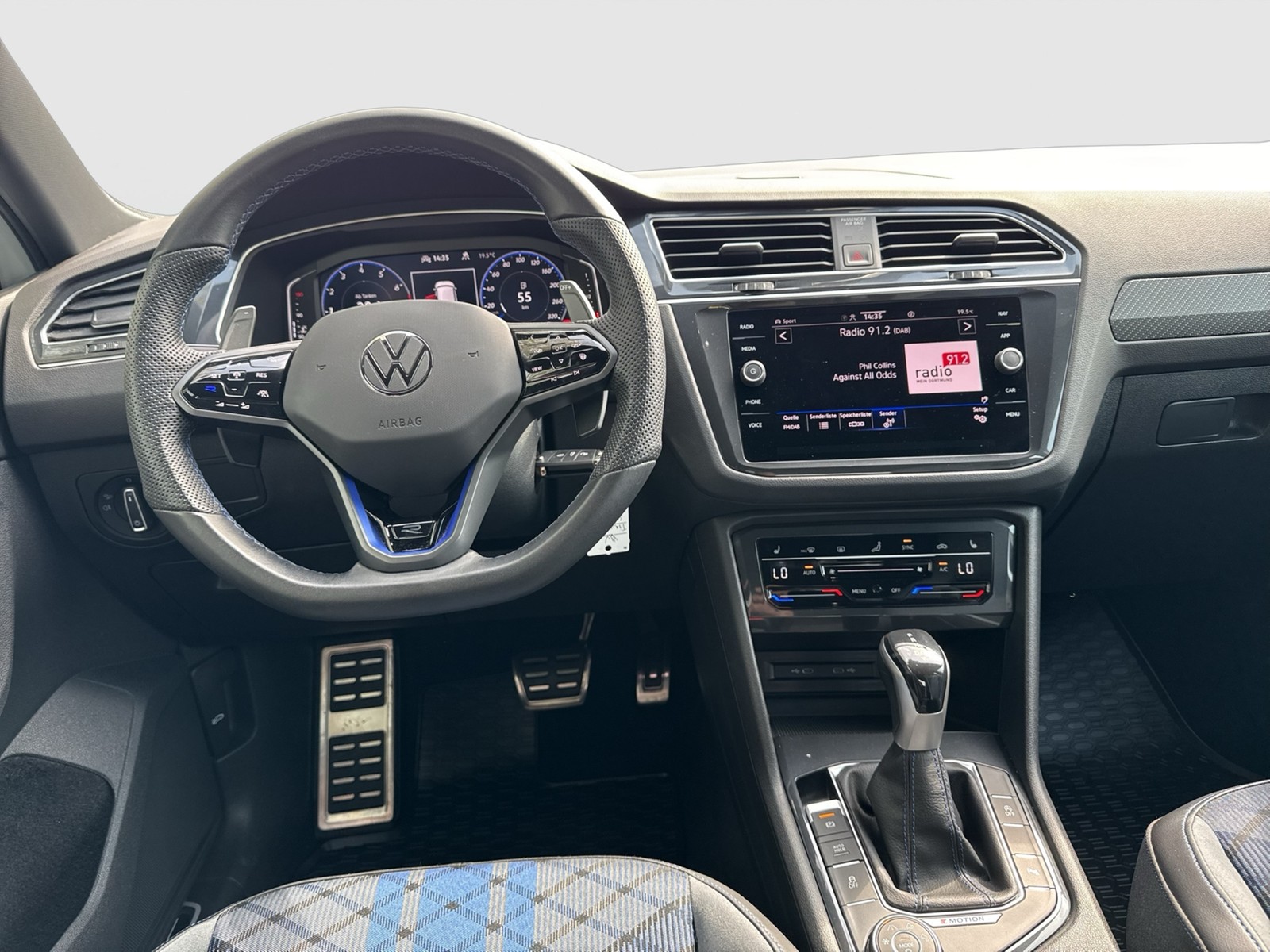 Volkswagen Tiguan 2.0 R 4X4 ACC LM20 MATRIX CARPLAY SITZHZ.