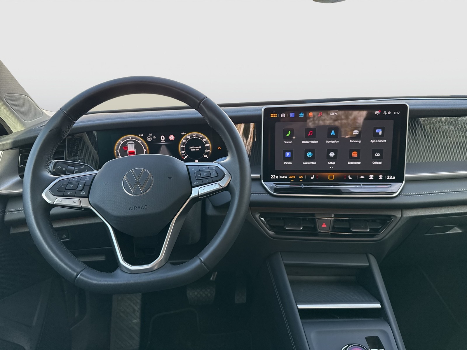 Volkswagen Tayron 2.0 LIFE 4X4 7SITZE AHK 360CAM ACC LM18